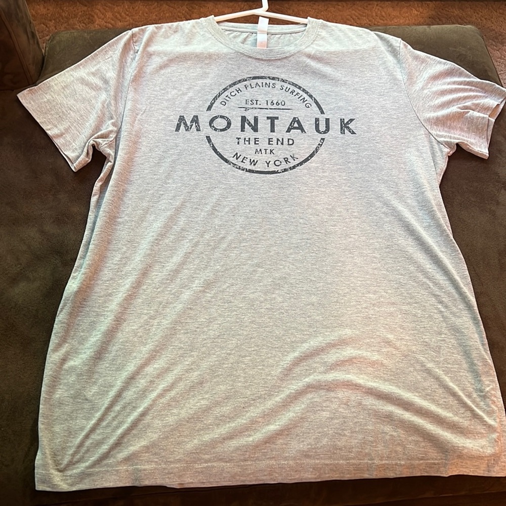 T shirt montauk